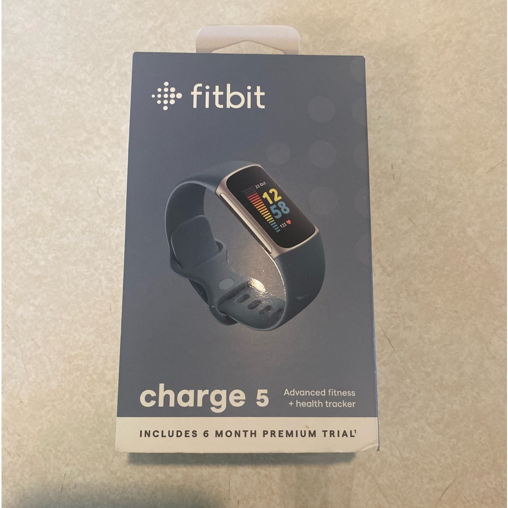 Fitbit Charge 5